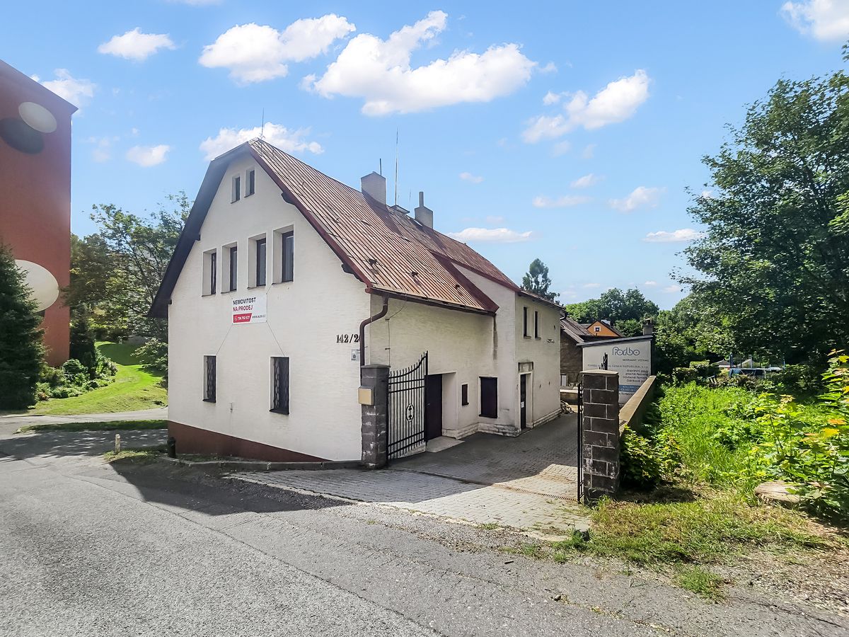 Prodej vícegeneračního domu 382 m², pozemek 259 m²